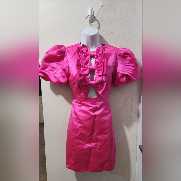 Main Strip Dresses & Skirts - Pink Puff Sleeve Dress with Bow Details